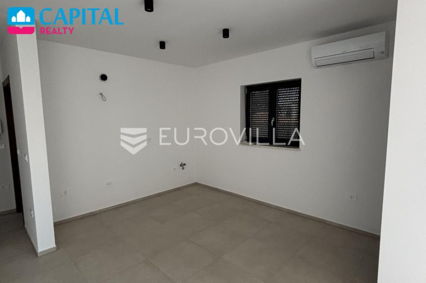 Parduodamas butas Puntižela 29 , 73.00 kv.m ploto, 2 kambariai 4