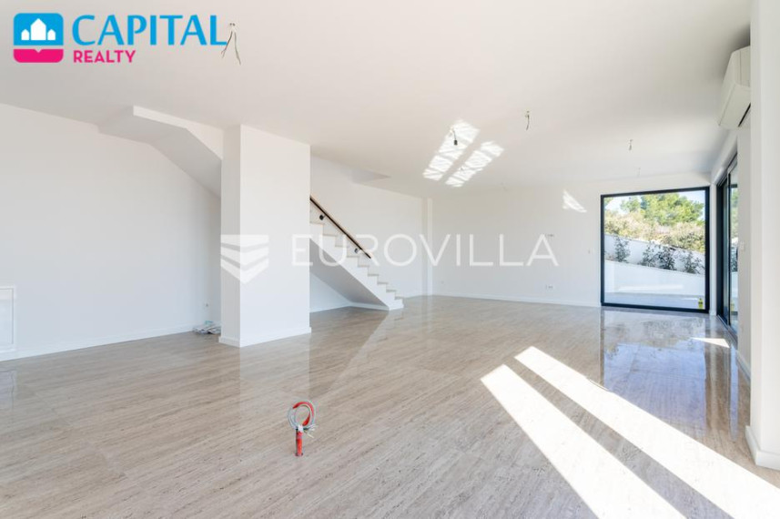 Parduodamas namas Obala Petra Krešimira IV 4 , 328.41 kv.m ploto, 3 aukštai 5
