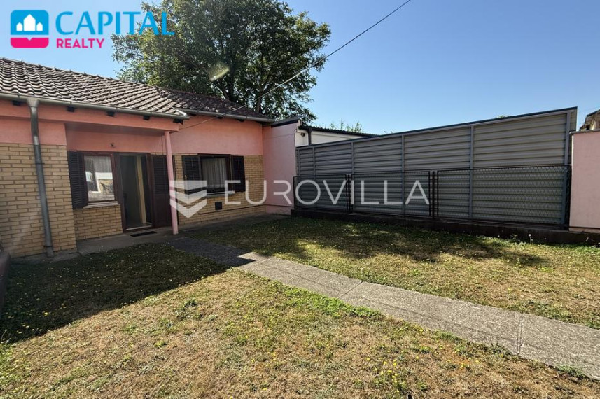 Parduodamas namas Plivska ulica 29 , 290.00 kv.m ploto, 3 aukštai 3