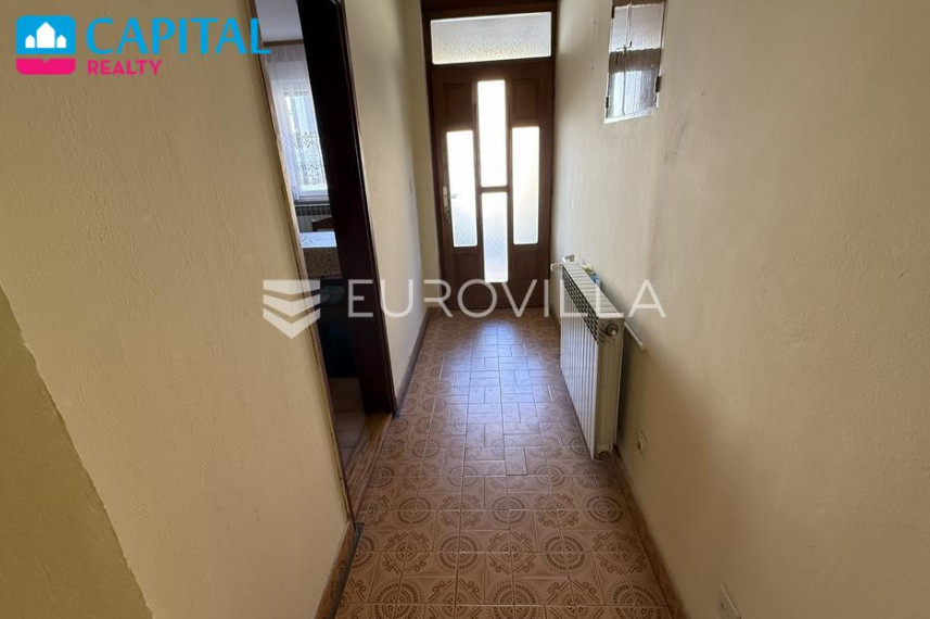 Parduodamas namas Plivska ulica 29 , 290.00 kv.m ploto, 3 aukštai 4