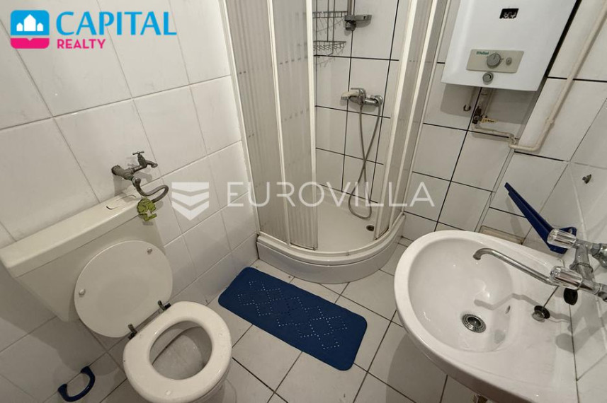 Parduodamas namas Plivska ulica 29 , 290.00 kv.m ploto, 3 aukštai 10