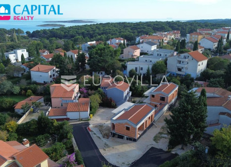 Parduodamas namas Premantura 127 , 257.93 kv.m ploto, 2 aukštai Parduodamas namas Premantura 127 , 257.93 kv.m ploto, 2 aukštai