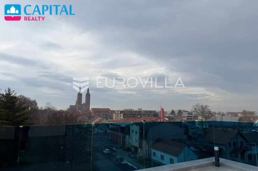 Parduodamas butas Ulica Ivana Pavla II 2 , 209.82 kv.m ploto, 3 kambariai 5