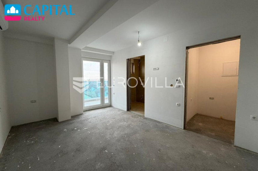 Parduodamas butas Ulica Ivana Pavla II 2 , 209.82 kv.m ploto, 3 kambariai 12