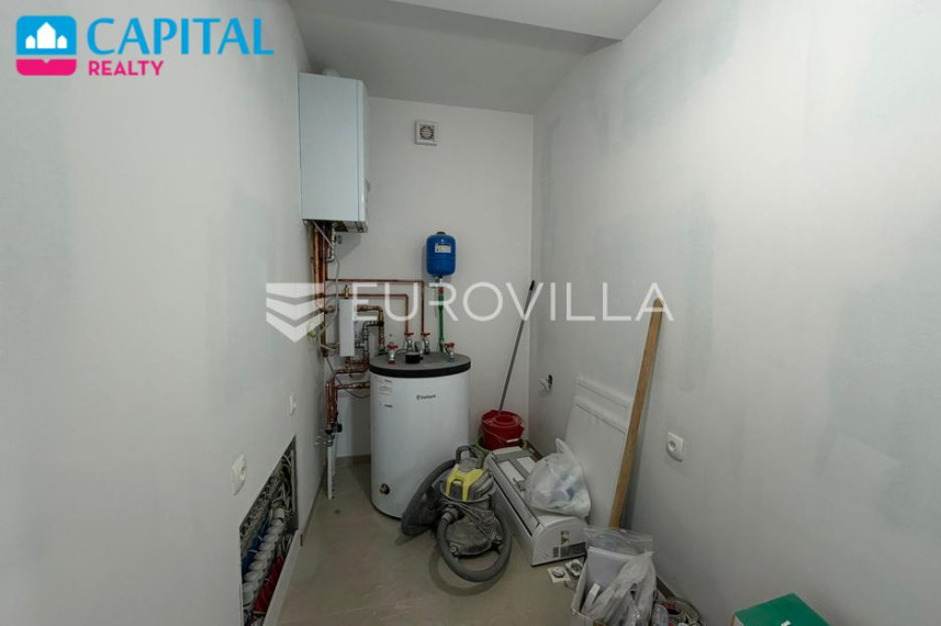 Parduodamas butas Ulica Ivana Pavla II 2 , 209.82 kv.m ploto, 3 kambariai 17