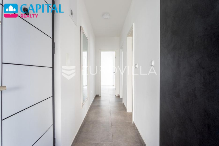Parduodamas namas Rtić 25 , 366.81 kv.m ploto, 5 aukštai 16
