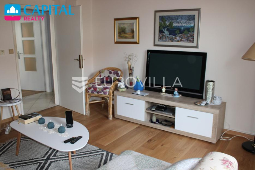 Parduodamas namas Trg kralja Tomislava 16 , 350.00 kv.m ploto, 2 aukštai 11