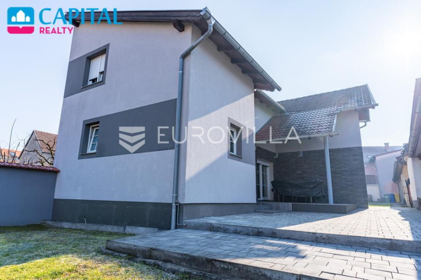 Parduodamas namas Ulica Matice hrvatske 22 , 478.00 kv.m ploto, 2 aukštai 20