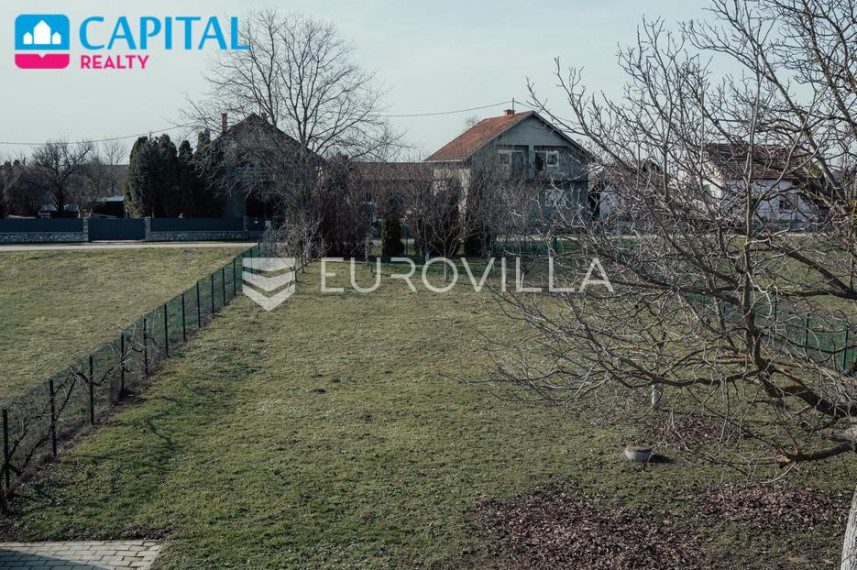 Parduodamas namas Trg Nikole Tesle 3 , 1463.00 kv.m ploto, 3 aukštai 34