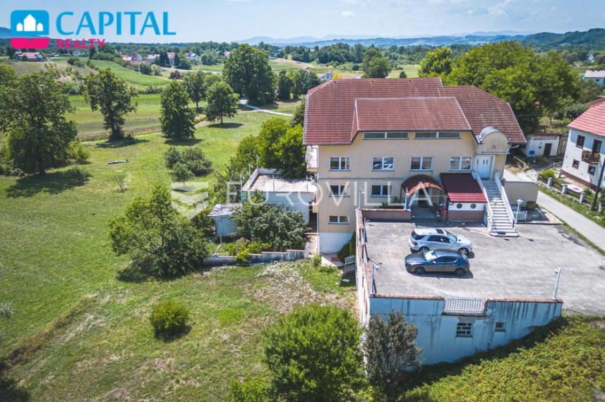 Parduodamas namas Stubička Slatina 130 , 1861.00 kv.m ploto, 4 aukštai 2