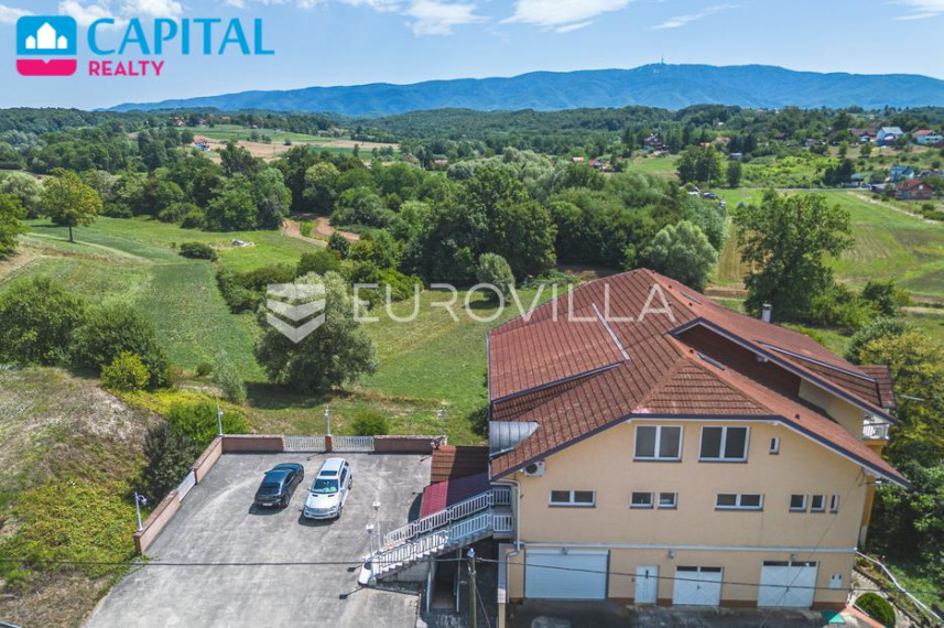 Parduodamas namas Stubička Slatina 130 , 1861.00 kv.m ploto, 4 aukštai 26