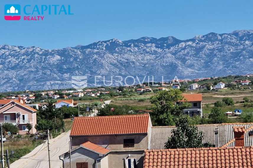 Parduodamas namas Doktor Franje Tuđmana 145 , 180.00 kv.m ploto, 2 aukštai 2