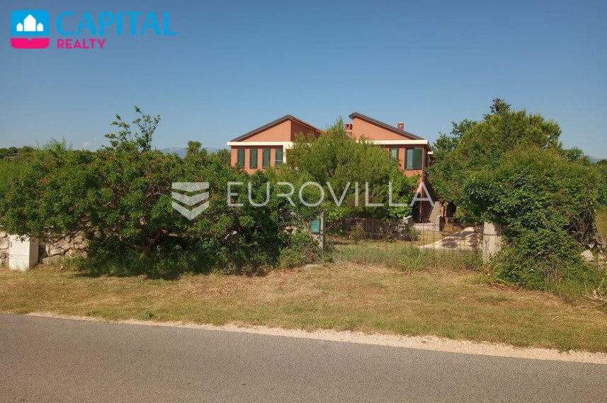 Parduodamas namas Plasica ulica 1 , 271.00 kv.m ploto, 2 aukštai 1