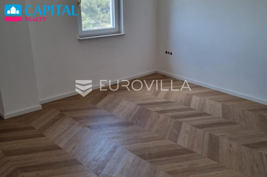 Parduodamas butas Riječka ulica 4 , 98.00 kv.m ploto, 3 kambariai 20