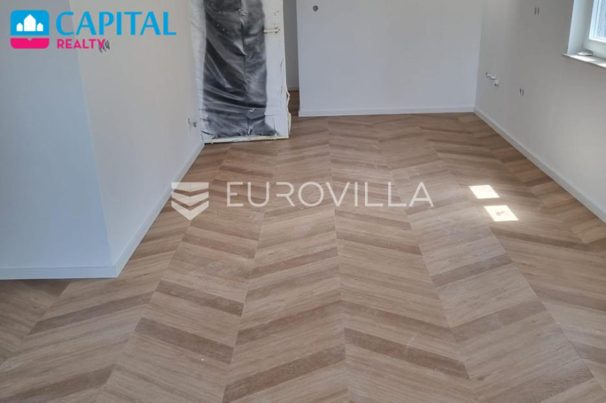 Parduodamas butas Riječka ulica 4 , 98.00 kv.m ploto, 3 kambariai 24
