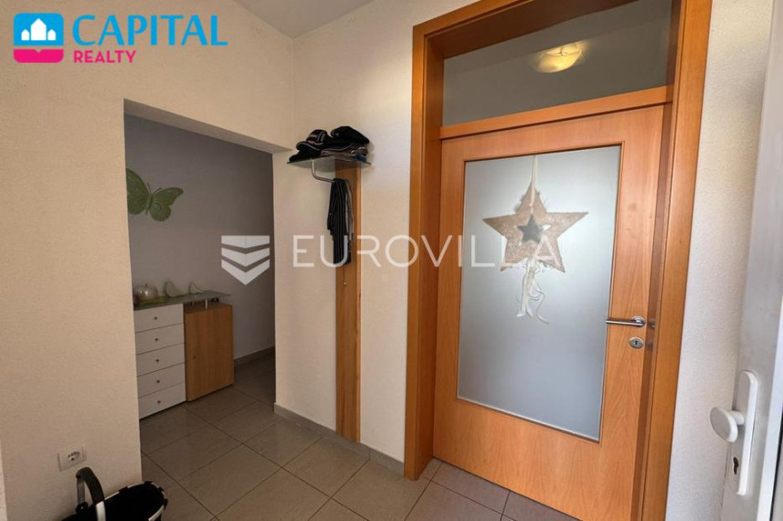 Parduodamas namas Frankopanska ulica 5 , 315.02 kv.m ploto, 1 aukštai 4