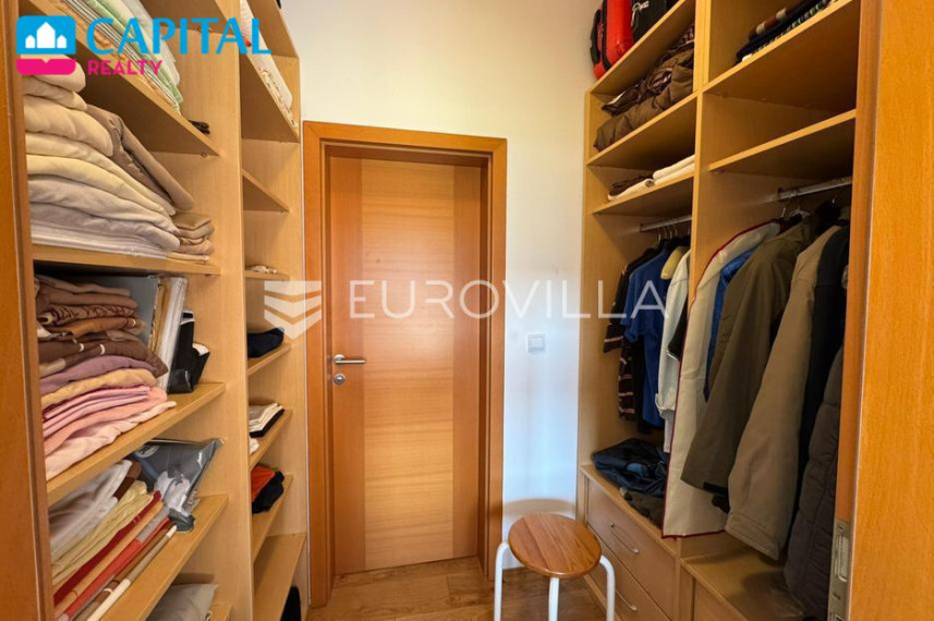 Parduodamas namas Frankopanska ulica 5 , 315.02 kv.m ploto, 1 aukštai 11