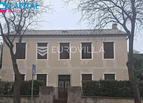 Parduodamas namas Vinodolska ulica 1 , 190.00 kv.m ploto, 2 aukštai