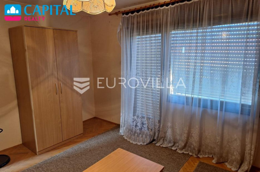 Parduodamas namas Belavići 98 , 270.00 kv.m ploto, 3 aukštai 10