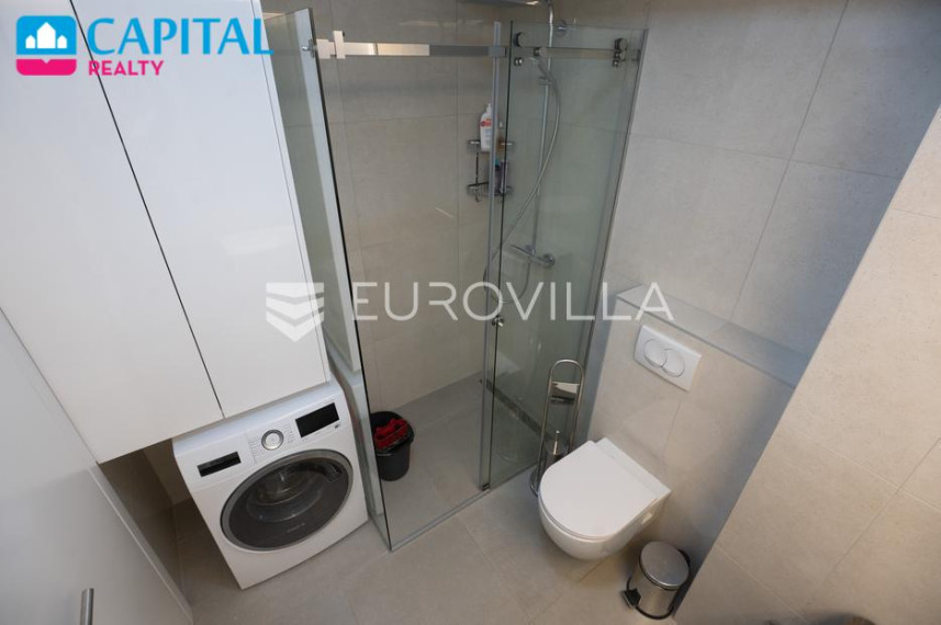 Parduodamas butas Ulica Tina Ujevića 32 , 137.26 kv.m ploto, 3 kambariai 24