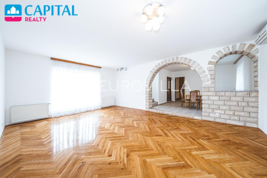 Parduodamas butas Gračanska Cesta 76 , 278.66 kv.m ploto, 5 kambariai 1