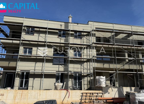 Parduodamas butas Ulica Marsovog polja 10 , 154.60 kv.m ploto, 3 kambariai