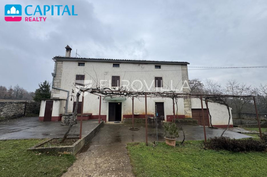 Parduodamas namas Dončići 17A , 200.00 kv.m ploto, 3 aukštai 1