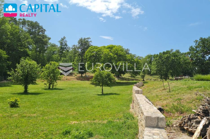 Parduodamas namas Lukići 38A , 275.00 kv.m ploto, 3 aukštai 6