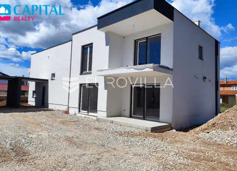 Parduodamas namas 119.94 kv.m ploto, 2 aukštai