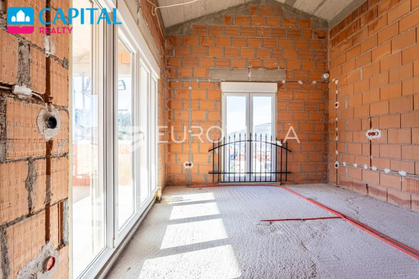 Parduodamas namas Budislavićeva ulica 18-20 , 598.90 kv.m ploto, 4 aukštai 5
