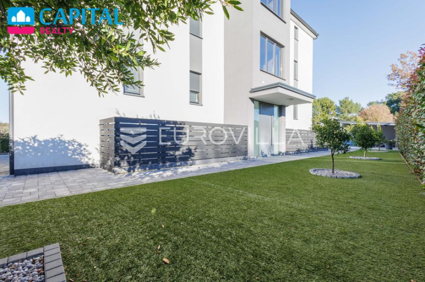 Parduodamas butas Glavica 43 , 85.00 kv.m ploto, 2 kambariai 26
