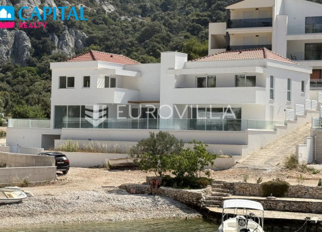 Parduodamas namas Gamba 49 , 375.00 kv.m ploto, 3 aukštai Parduodamas namas Gamba 49 , 375.00 kv.m ploto, 3 aukštai