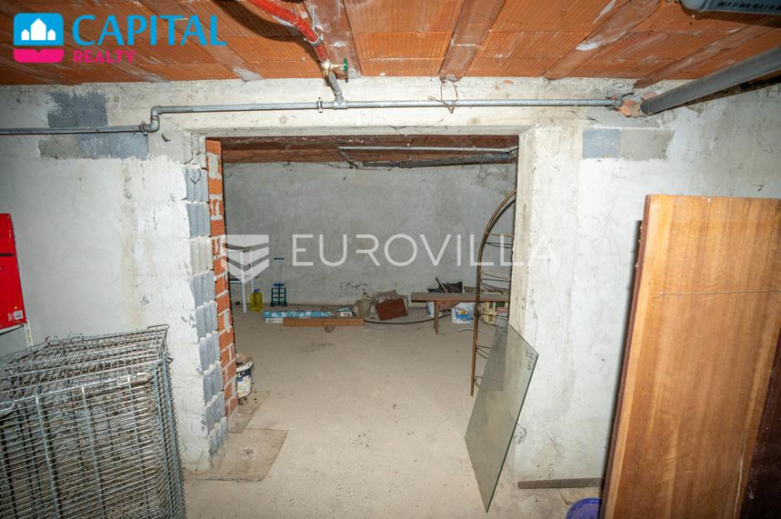 Parduodamas namas Ulica Braće Radić 6 , 470.00 kv.m ploto, 3 aukštai 8