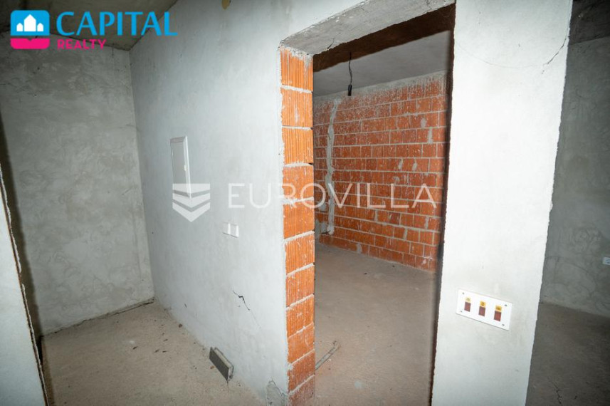 Parduodamas namas Ulica Braće Radić 6 , 470.00 kv.m ploto, 3 aukštai 13