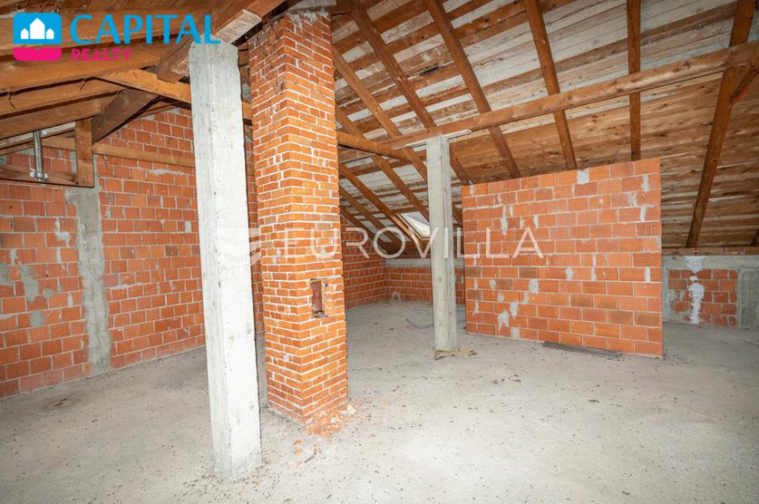 Parduodamas namas Ulica Braće Radić 6 , 470.00 kv.m ploto, 3 aukštai 24
