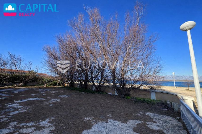 Parduodamas namas Ulica Slatina XII 12 , 300.00 kv.m ploto, 2 aukštai 8