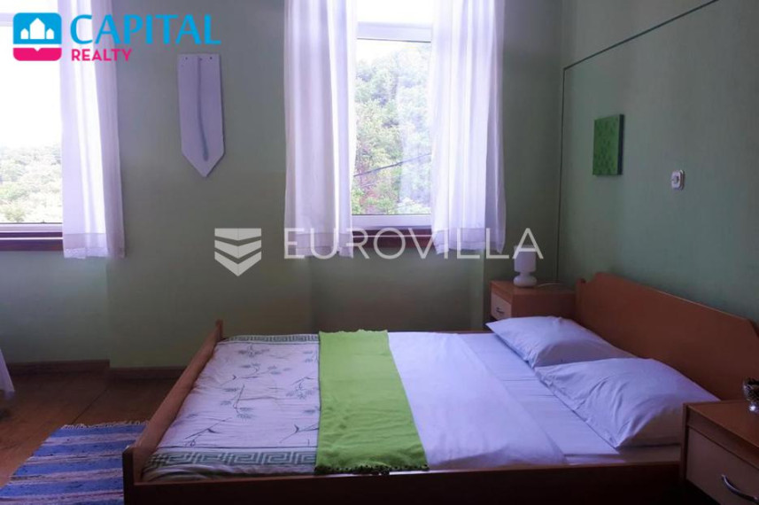 Parduodamas namas 600.00 kv.m ploto, 2 aukštai 33
