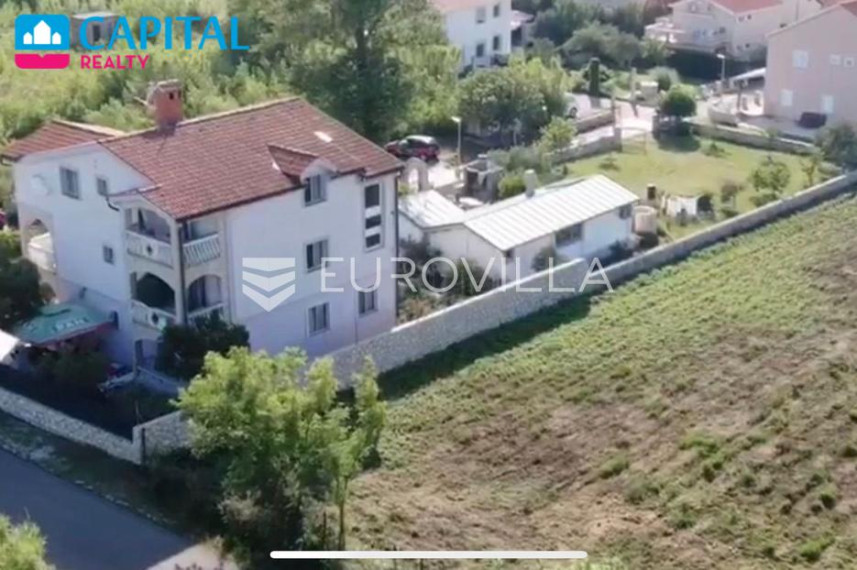 Parduodamas namas 26. Ulica 19 , 351.00 kv.m ploto, 3 aukštai 4