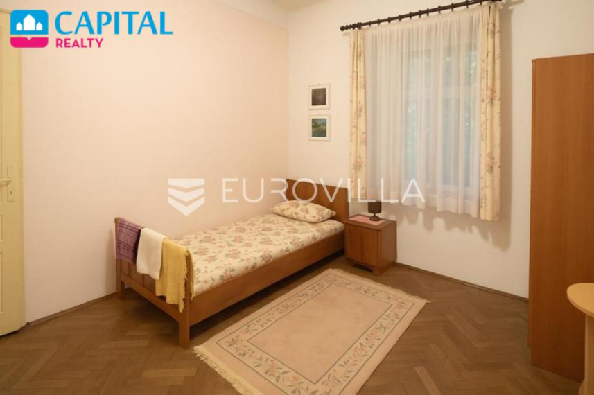 Parduodamas butas Ulica Marsovog polja 10 , 67.00 kv.m ploto, 2 kambariai 3