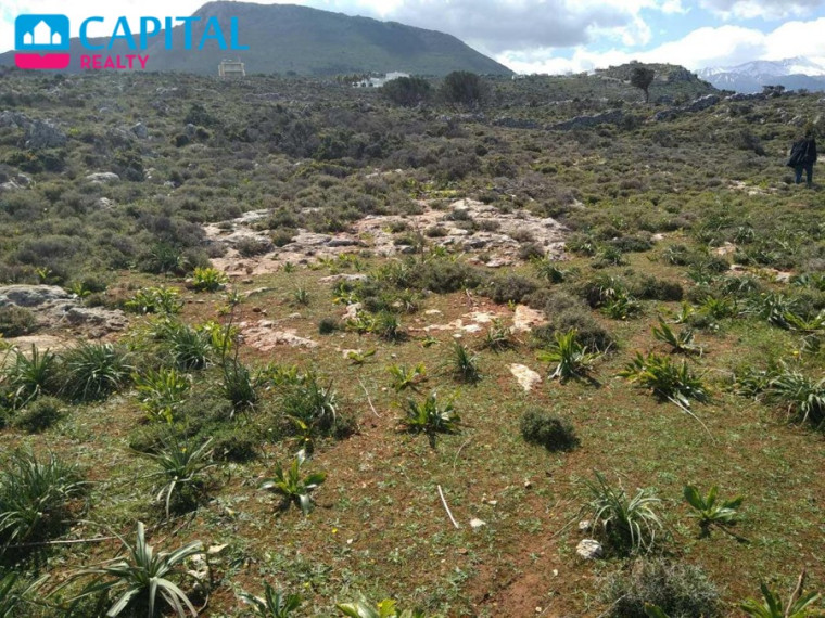 Parduodamas sklypas 8100.00 a ploto 9