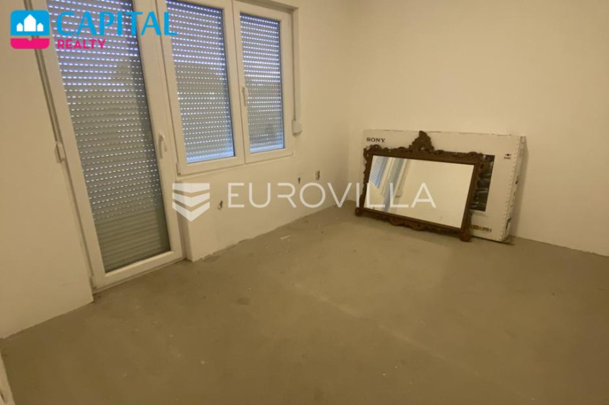 Parduodamas namas Bilogorska ulica 32 , 220.00 kv.m ploto, 3 aukštai 11