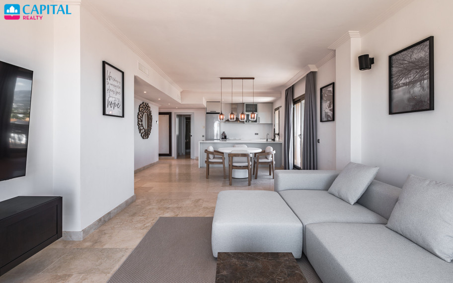 Parduodamas namas Calle Torre Campanillas 7 , 167.00 kv.m ploto,  aukštai 14