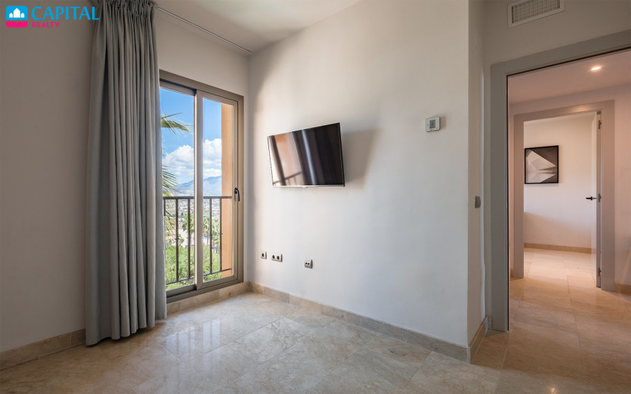Parduodamas namas Calle Torre Campanillas 7 , 167.00 kv.m ploto,  aukštai 23