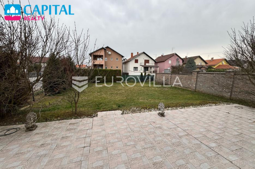 Parduodamas namas Kneza Branimira 37 , 360.00 kv.m ploto, 3 aukštai 5