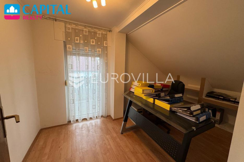 Parduodamas namas Kneza Branimira 37 , 360.00 kv.m ploto, 3 aukštai 17