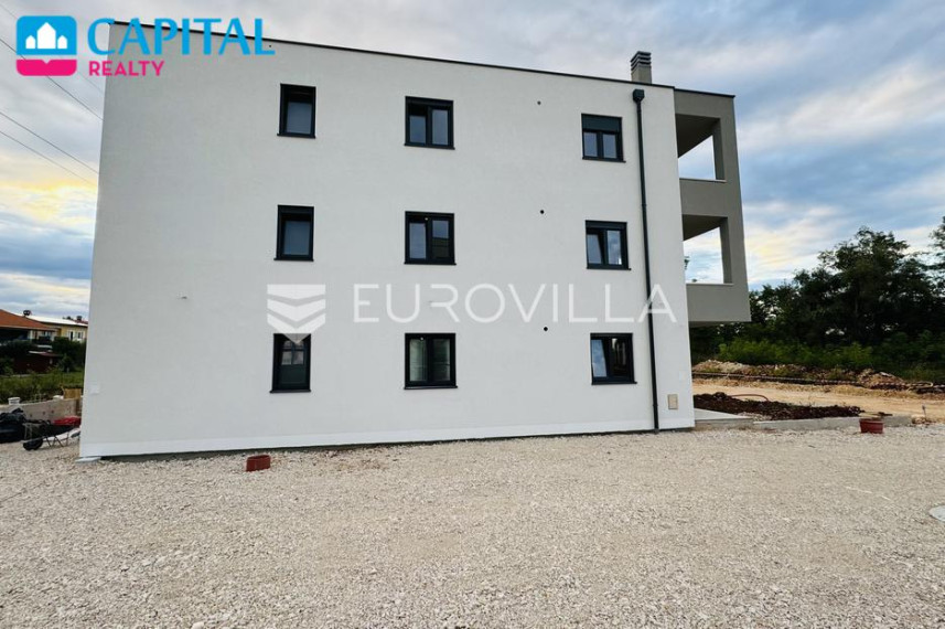 Parduodamas butas Kolodvorska ulica 4 , 66.84 kv.m ploto, 2 kambariai 9