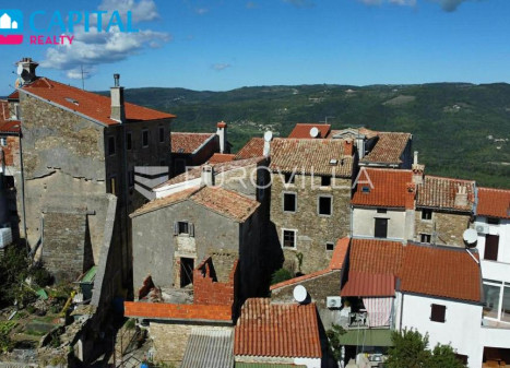 Parduodamas namas Ulica Sjepan Beletić 19 , 200.00 kv.m ploto, 3 aukštai
