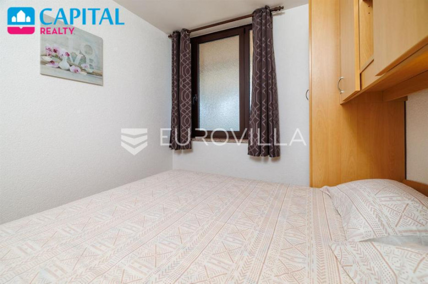 Parduodamas namas Ulica kralja Zvonimira 41 , 200.00 kv.m ploto, 2 aukštai 28