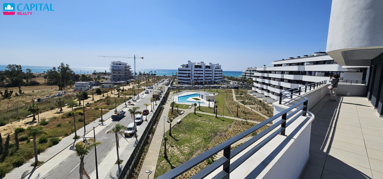 Parduodamas namas Paseo de Maritimo Torremolinos 20R , 183.00 kv.m ploto,  aukštai 2