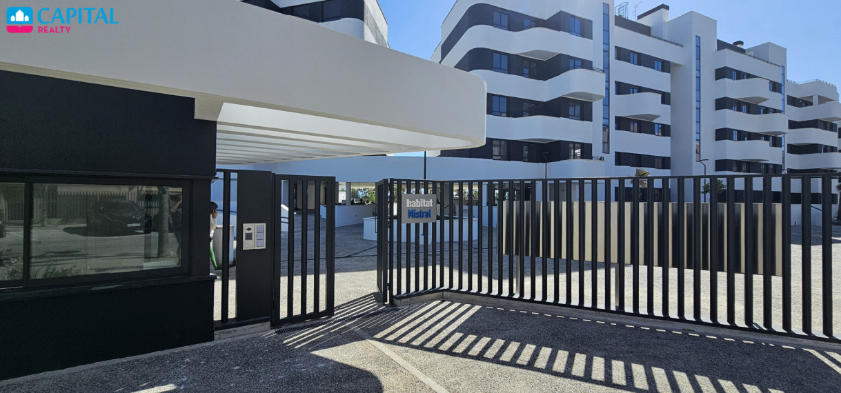 Parduodamas namas Paseo de Maritimo Torremolinos 20R , 183.00 kv.m ploto,  aukštai 12